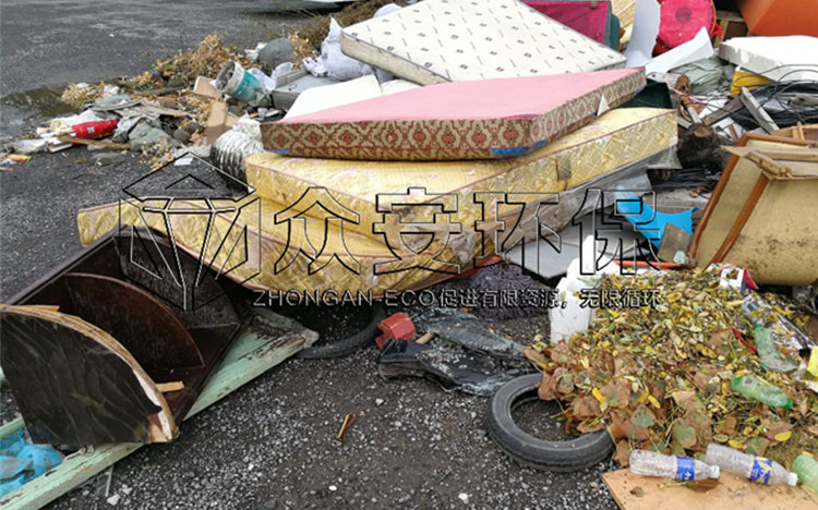 廢舊床墊破碎.jpg